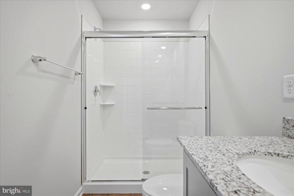122 Bowers Street - Photo 25