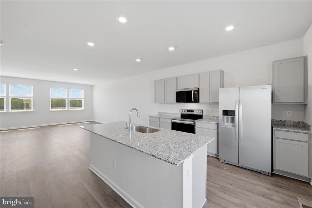 122 Bowers Street - Photo 15