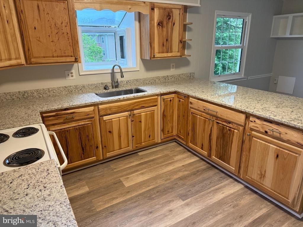 1201 S East Street - Photo 3