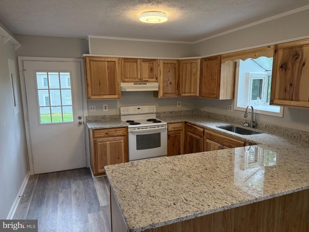 1201 S East Street - Photo 9
