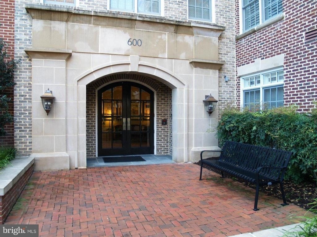 600 Second Street - Photo 3