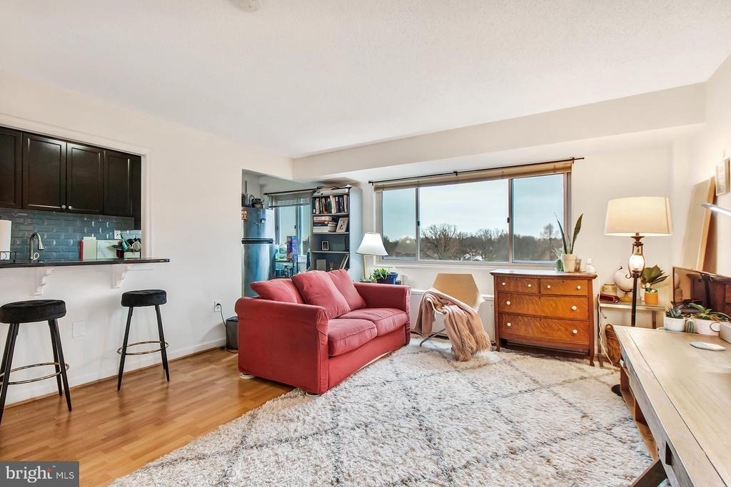 2500 N Van Dorn Street - Photo 2