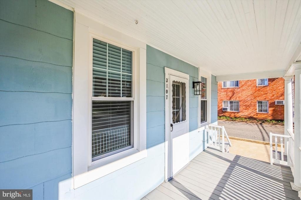 3107 9th Road N - Photo 2