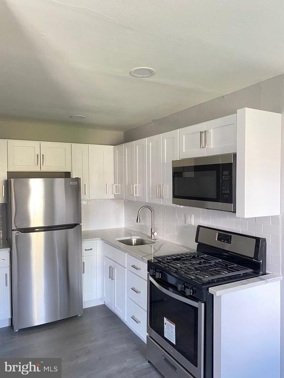 262-266 E Cliveden Street - Photo 3