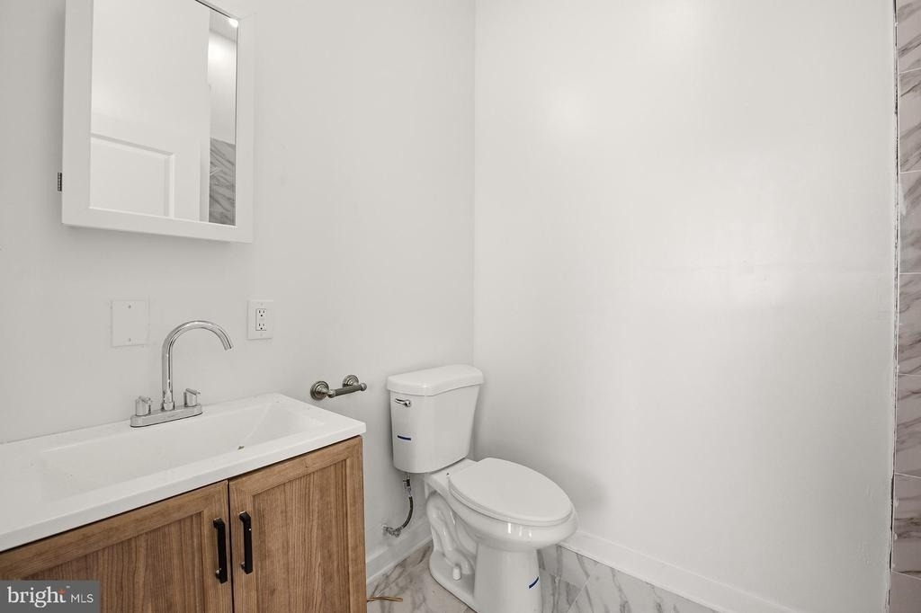 6012 Ridge Avenue - Photo 14