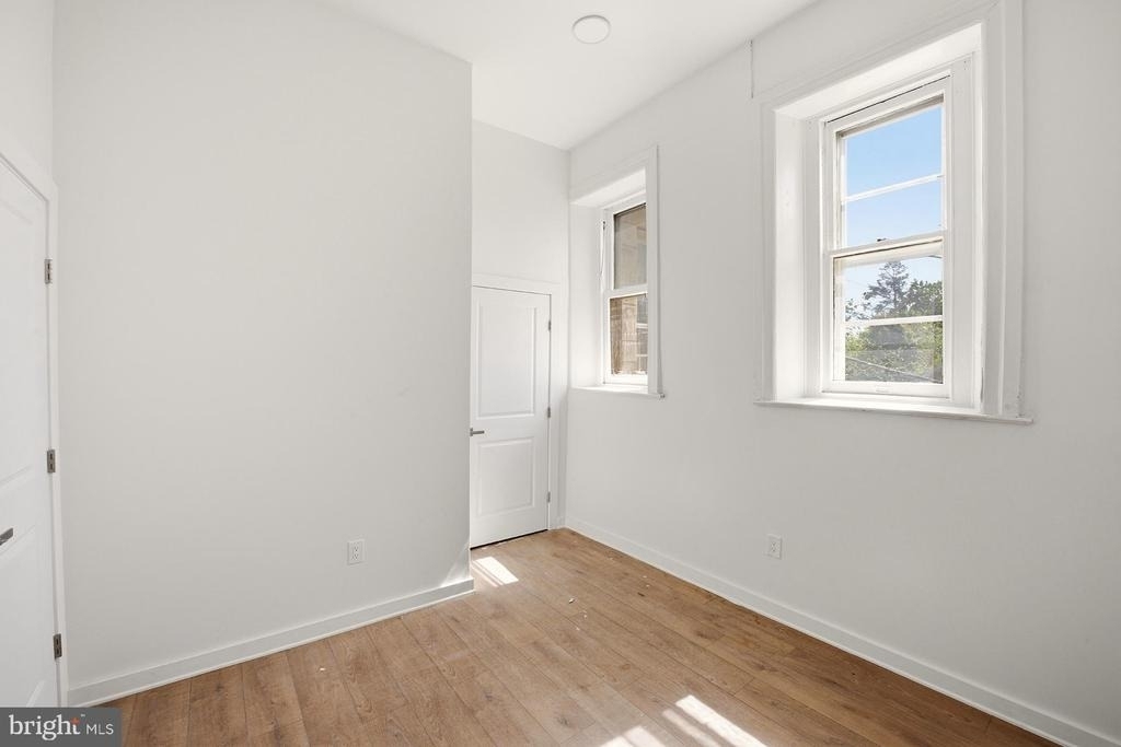 6012 Ridge Avenue - Photo 12