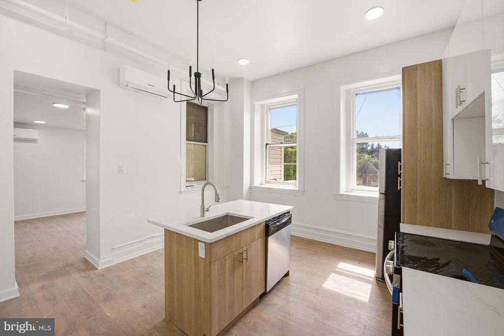 6012 Ridge Avenue - Photo 2