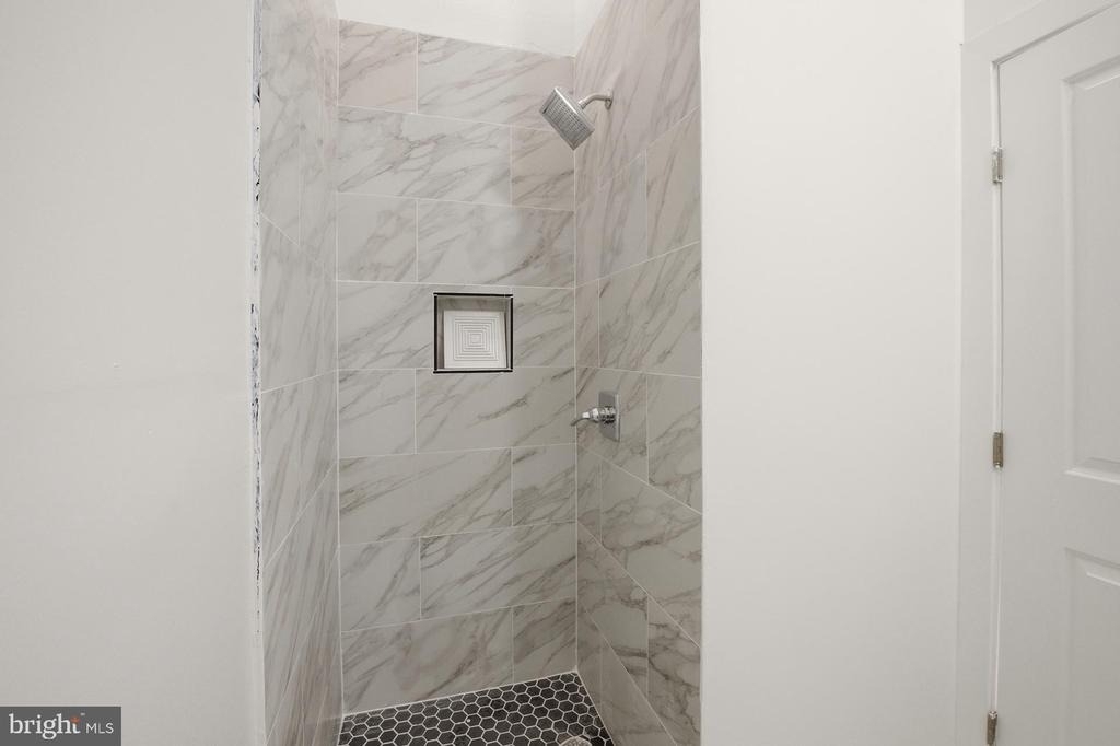 6012 Ridge Avenue - Photo 15