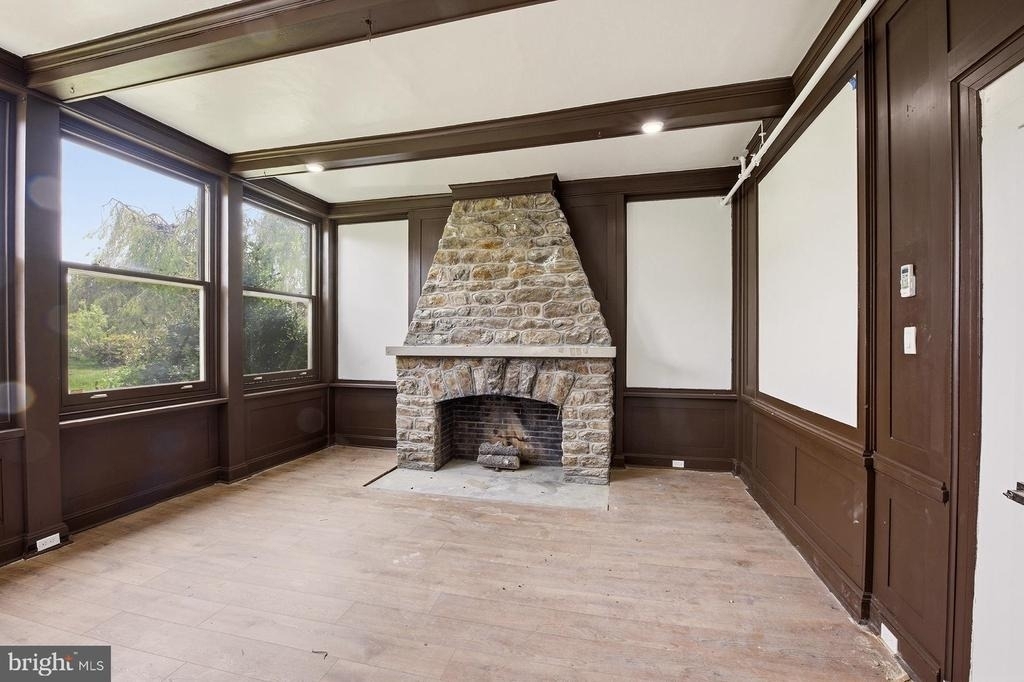 6012 Ridge Avenue - Photo 7