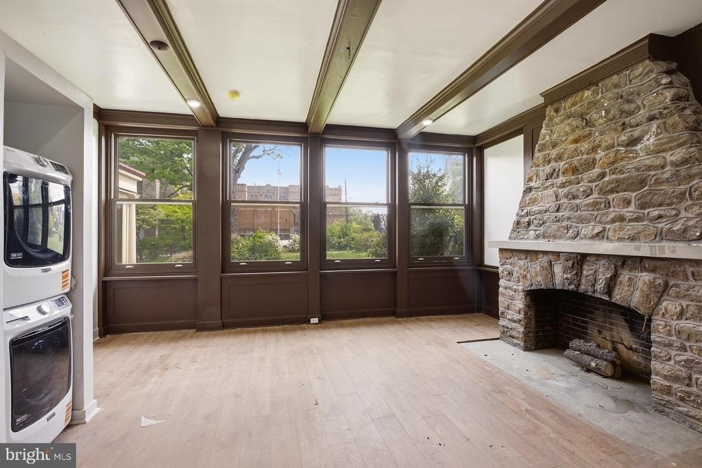 6012 Ridge Avenue - Photo 9
