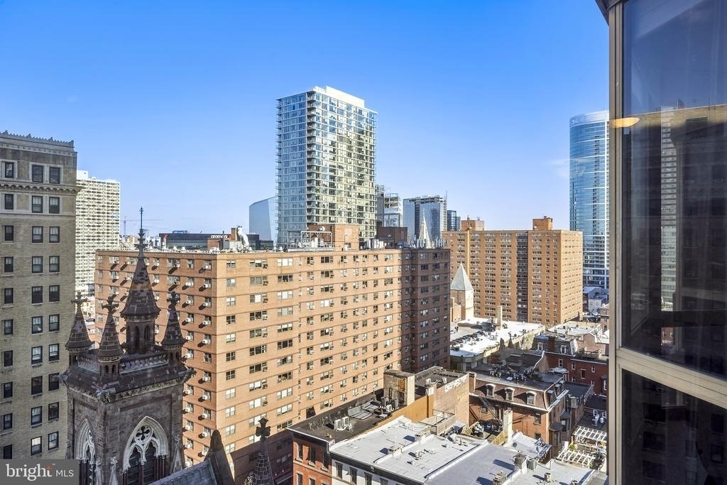 2018 Walnut Street - Photo 5