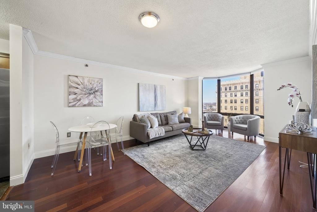 2018 Walnut Street - Photo 1