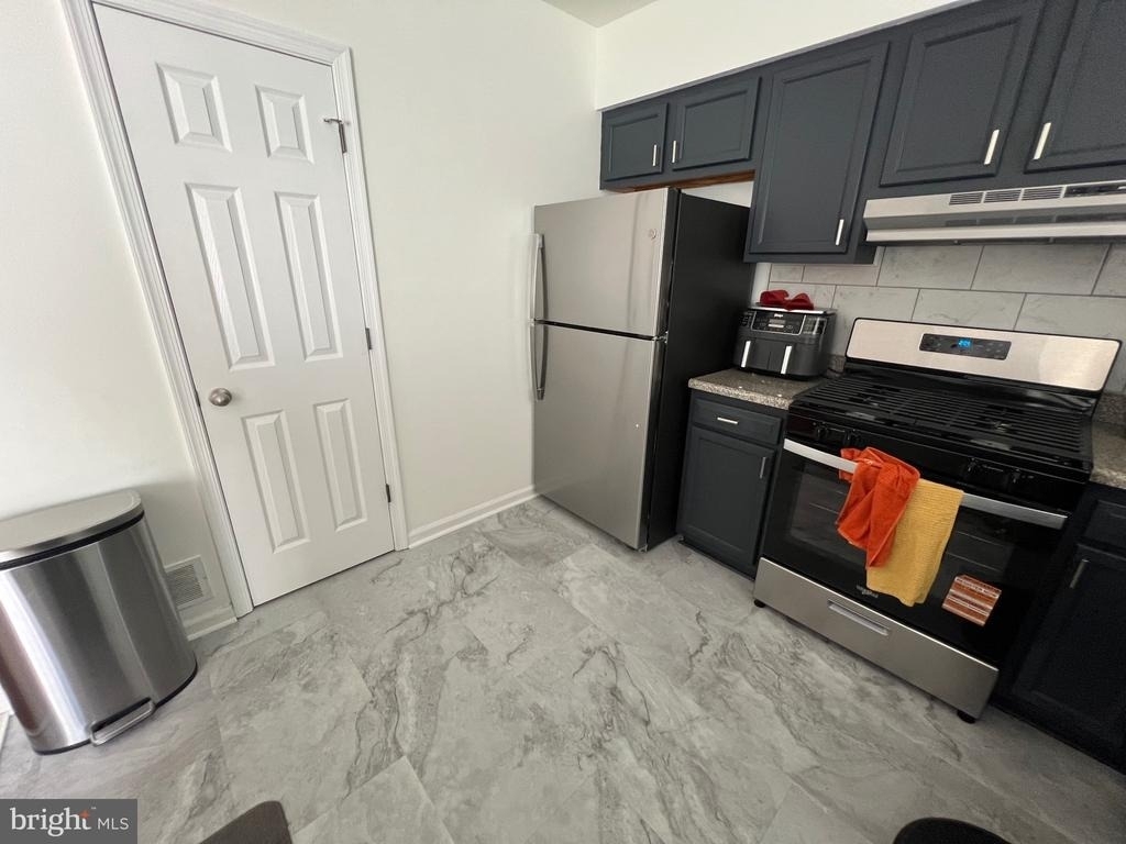 2312 Cross Street - Photo 8
