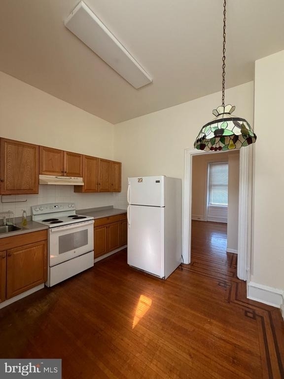 1510 S Broad Street - Photo 2
