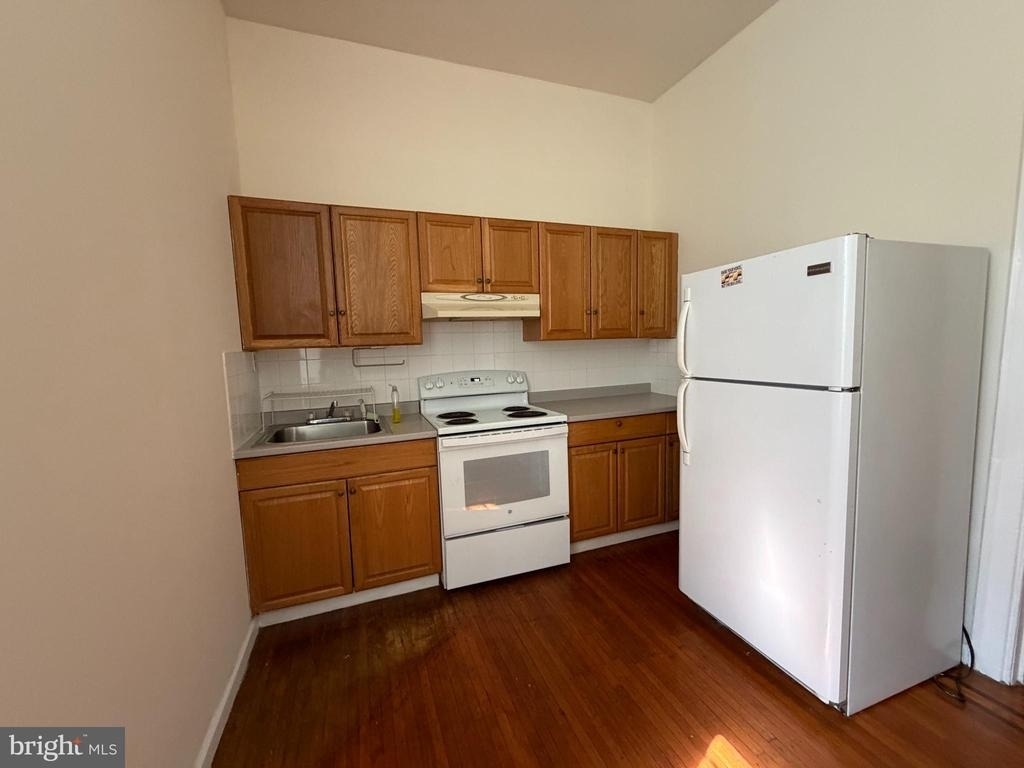 1510 S Broad Street - Photo 1