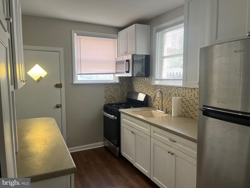 3180 Tilton Street - Photo 2