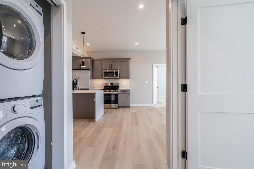2401 Washington Avenue - Photo 13