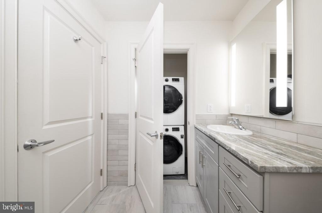 222 W Rittenhouse Square - Photo 3