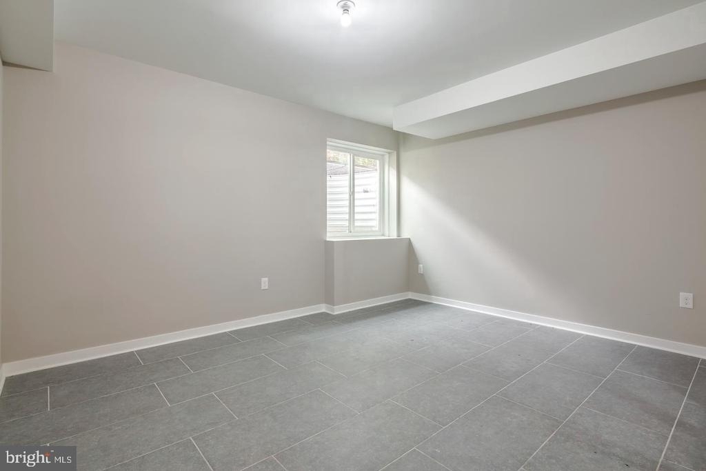 3832 Manor Street - Photo 9