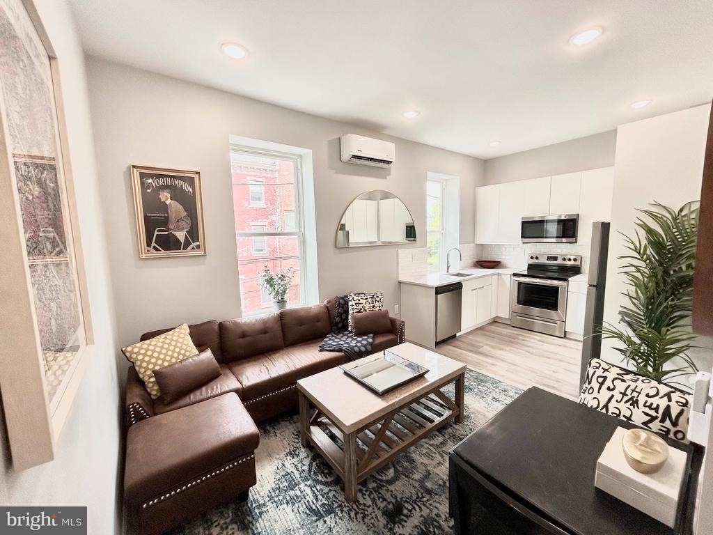 1233 N 6th Street - Photo 3