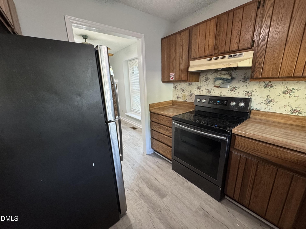 4200 Bertram Drive - Photo 3