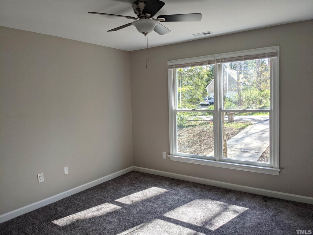143 Brannigan Place - Photo 16