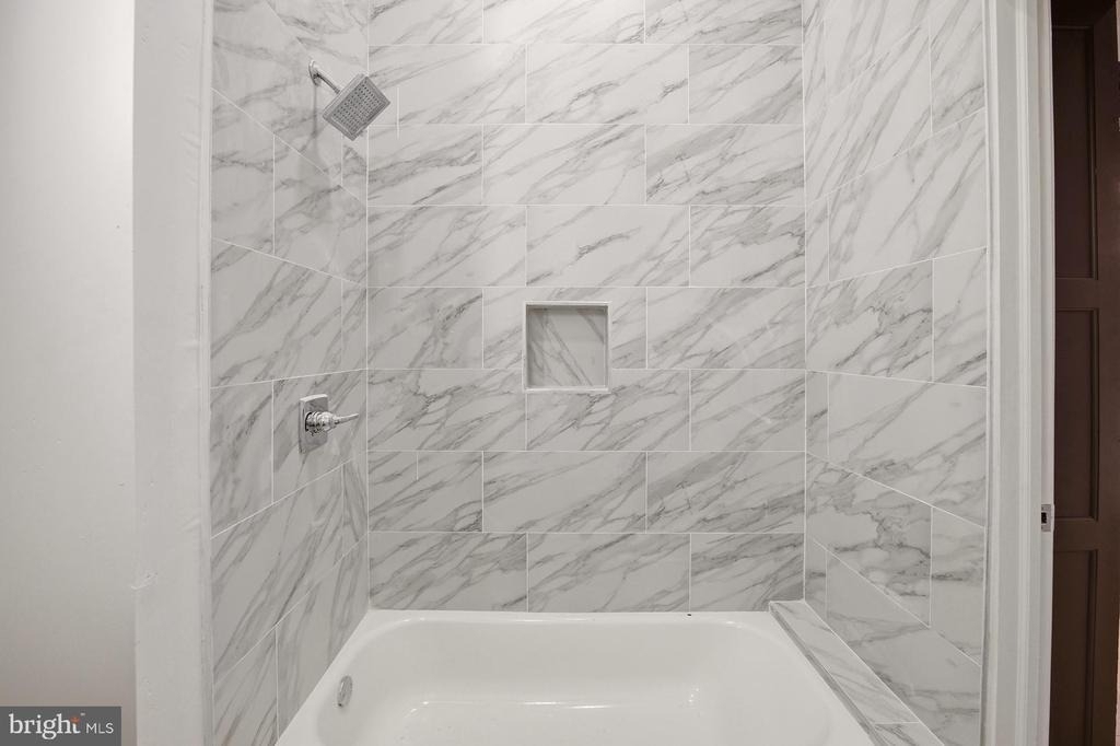 6012 Ridge Avenue - Photo 10
