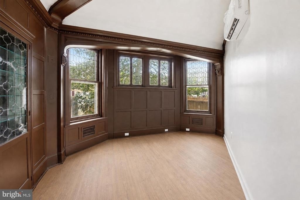 6012 Ridge Avenue - Photo 7