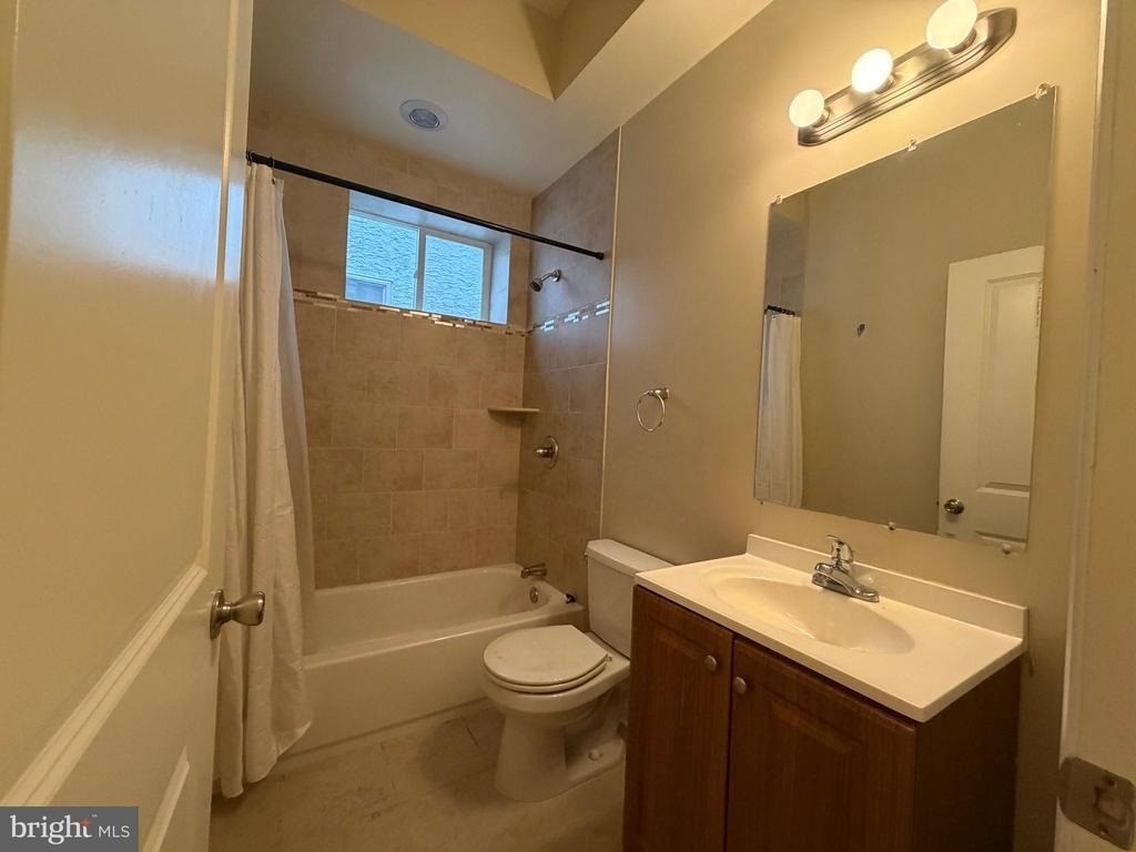 1625 W Diamond Street - Photo 6