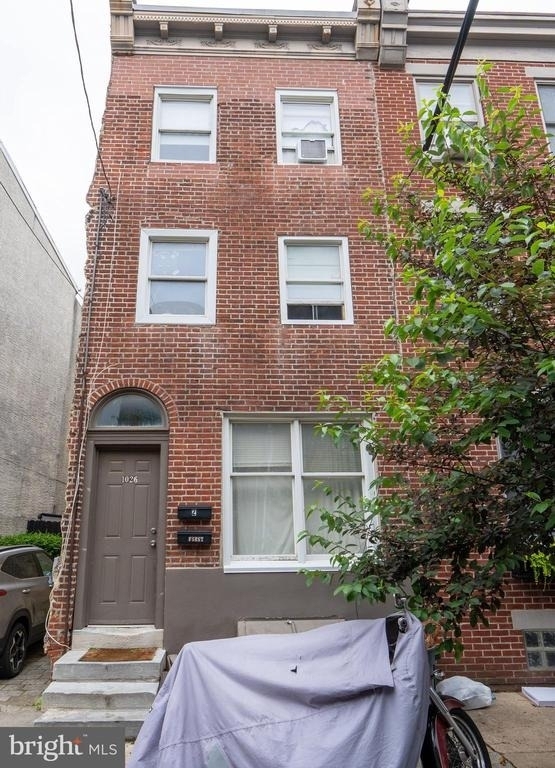 1026 S Randolph Street - Photo 2