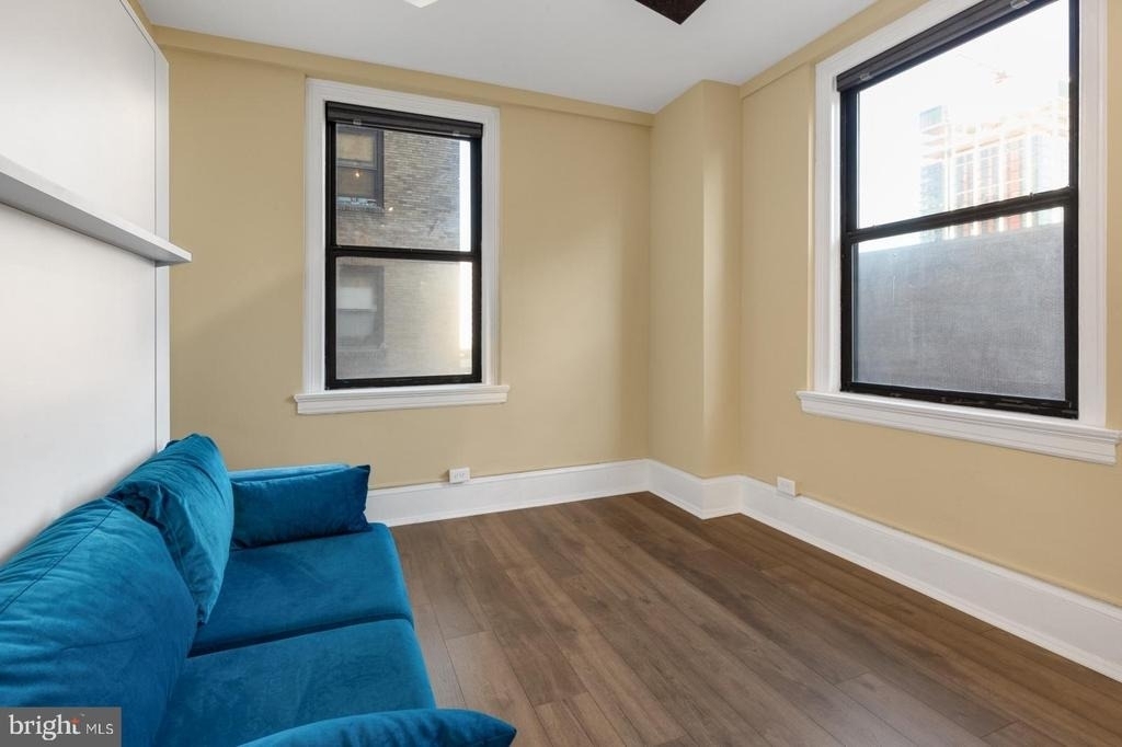 1324 Locust Street - Photo 11