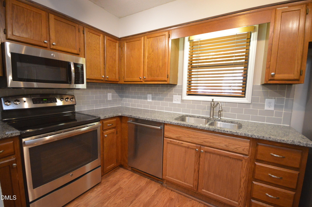 616 Applecross Drive - Photo 11