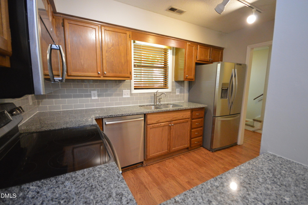616 Applecross Drive - Photo 14