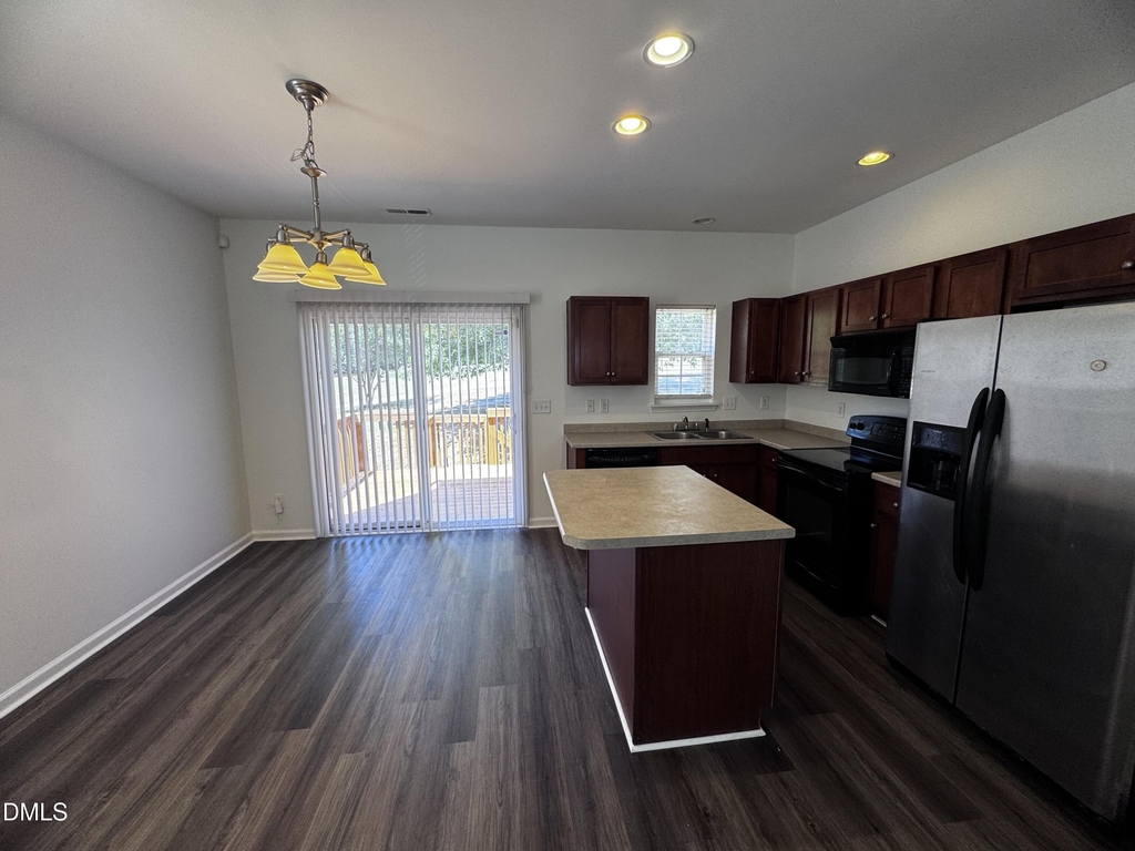 2212 Persimmon Ridge Drive - Photo 5