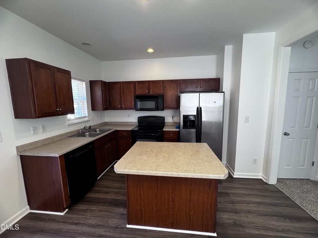 2212 Persimmon Ridge Drive - Photo 2