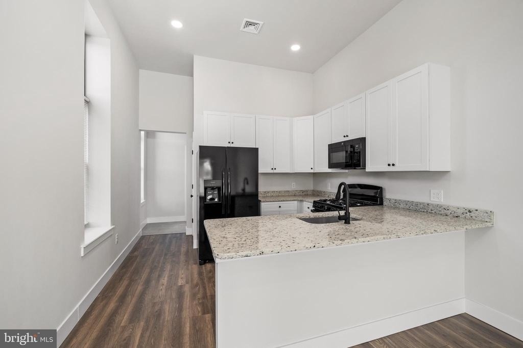 420 Chestnut Street - Photo 9