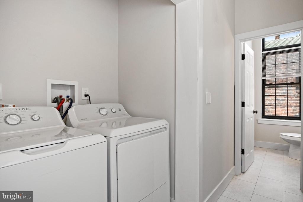 420 Chestnut Street - Photo 3