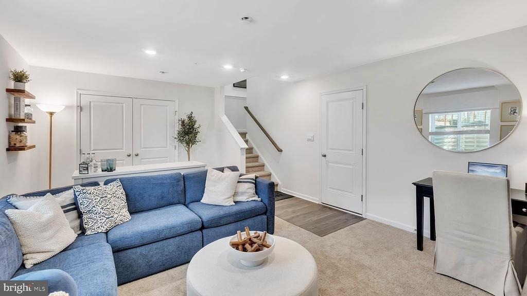 1090 Meadowlark Drive - Photo 8