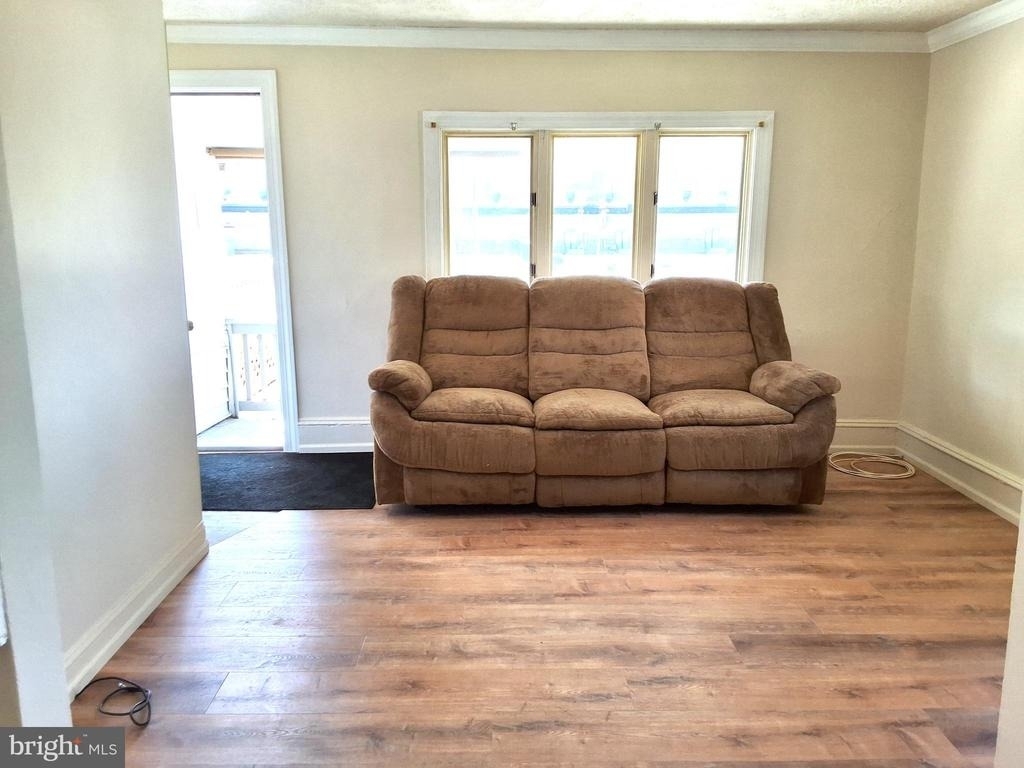 825 S 1st Avenue - Photo 1