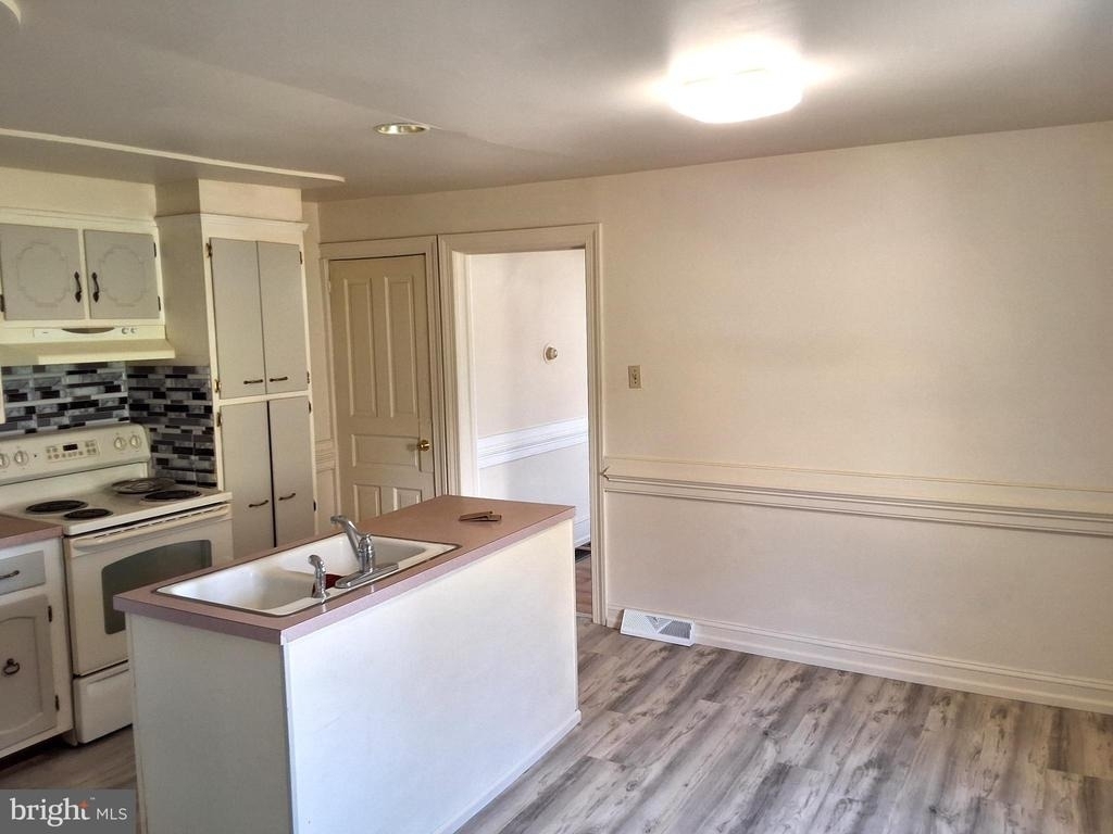 825 S 1st Avenue - Photo 7