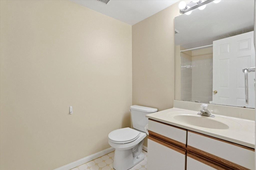 623 Washington Place - Photo 19