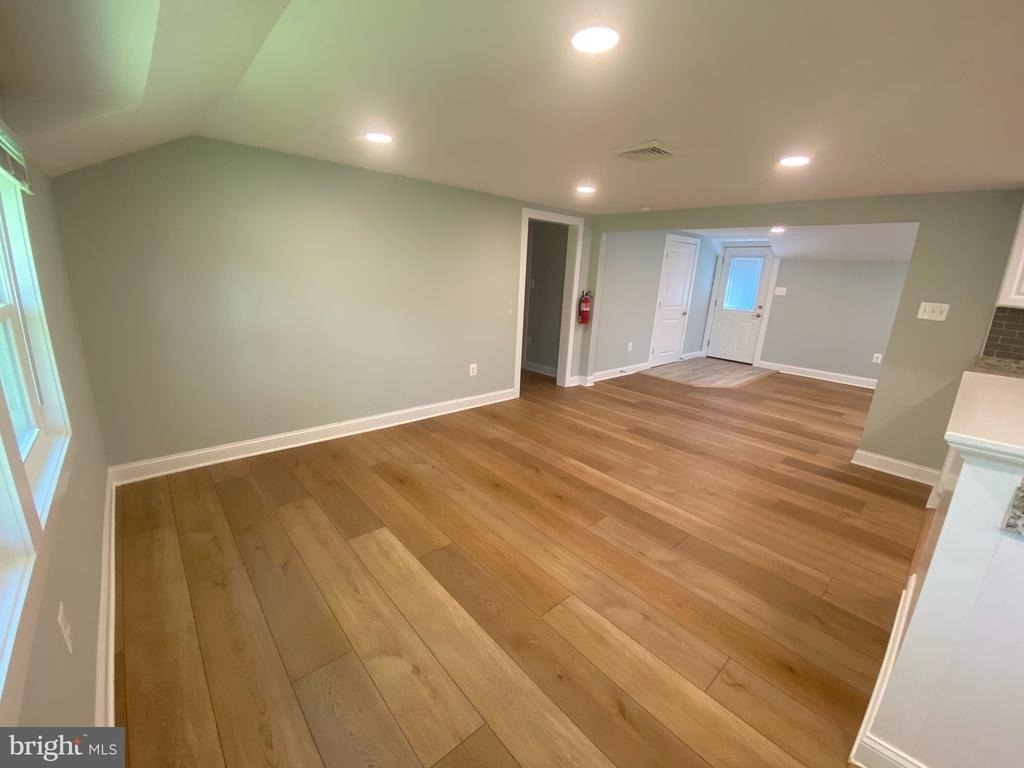 538 Durham Road - Photo 3