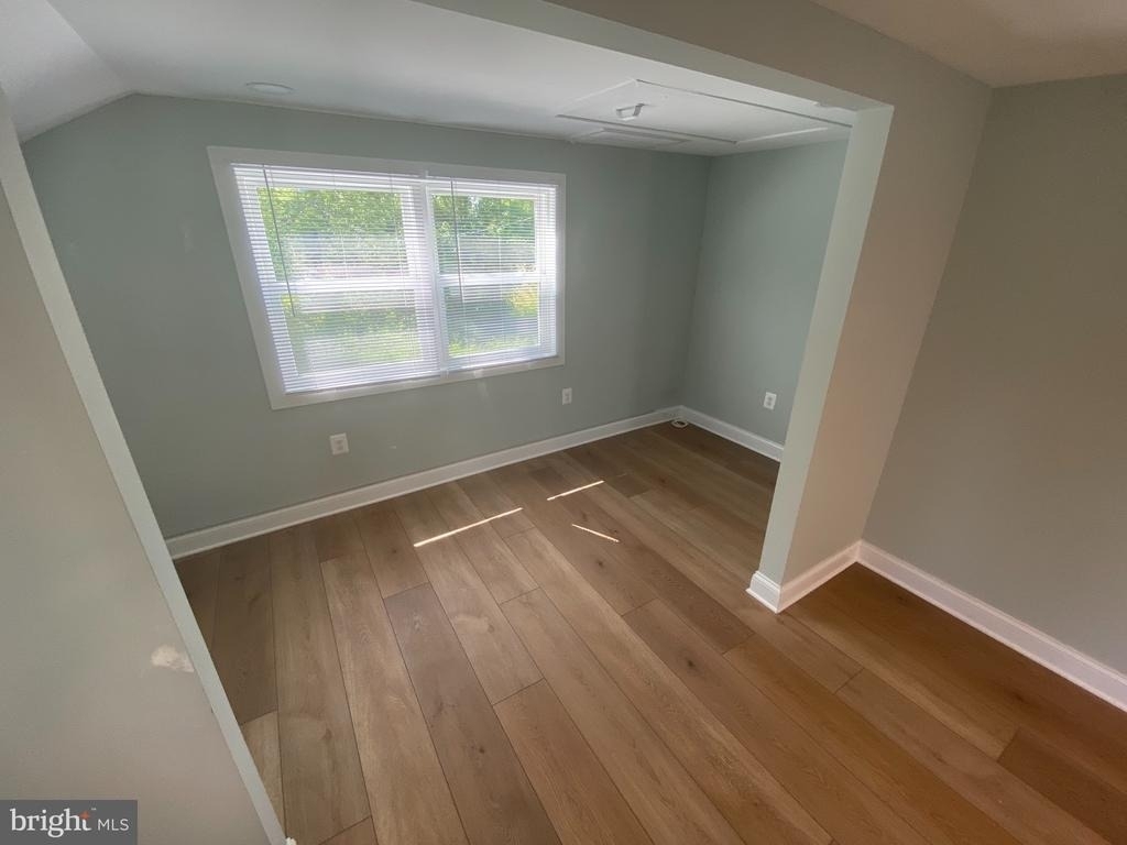 538 Durham Road - Photo 2