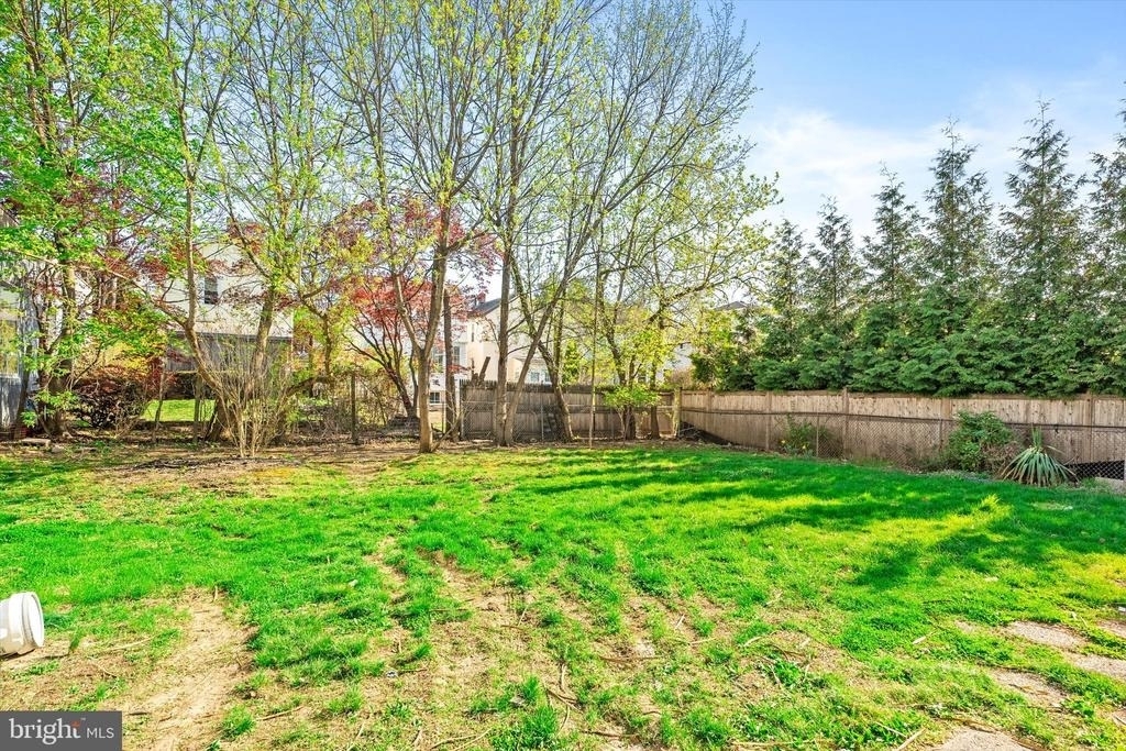 10 Lytle Street - Photo 15