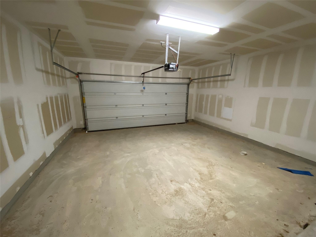605 W South St - Photo 19