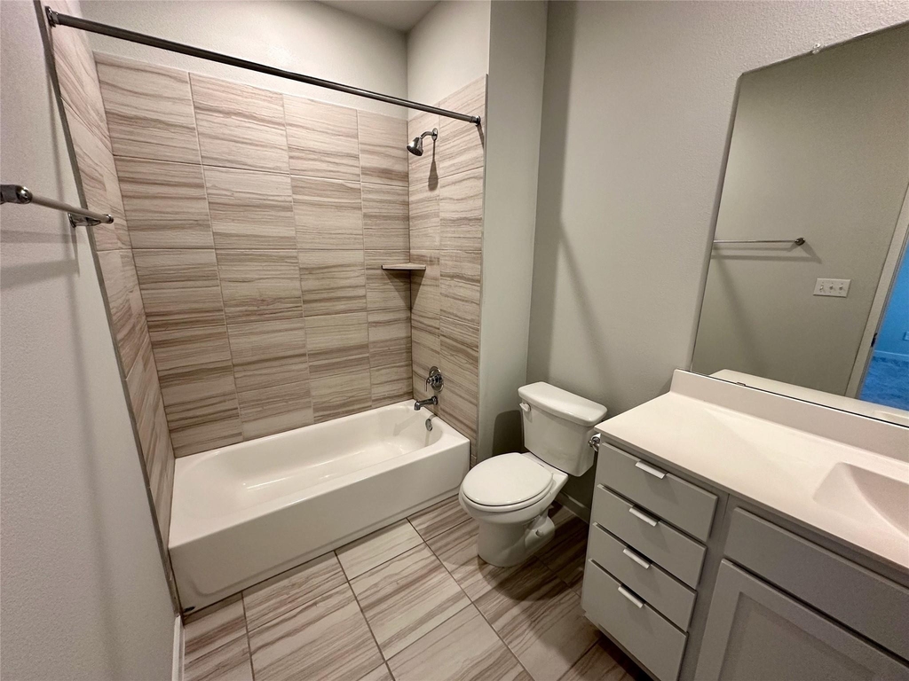 605 W South St - Photo 14