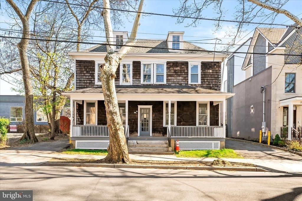 10 Lytle Street - Photo 1