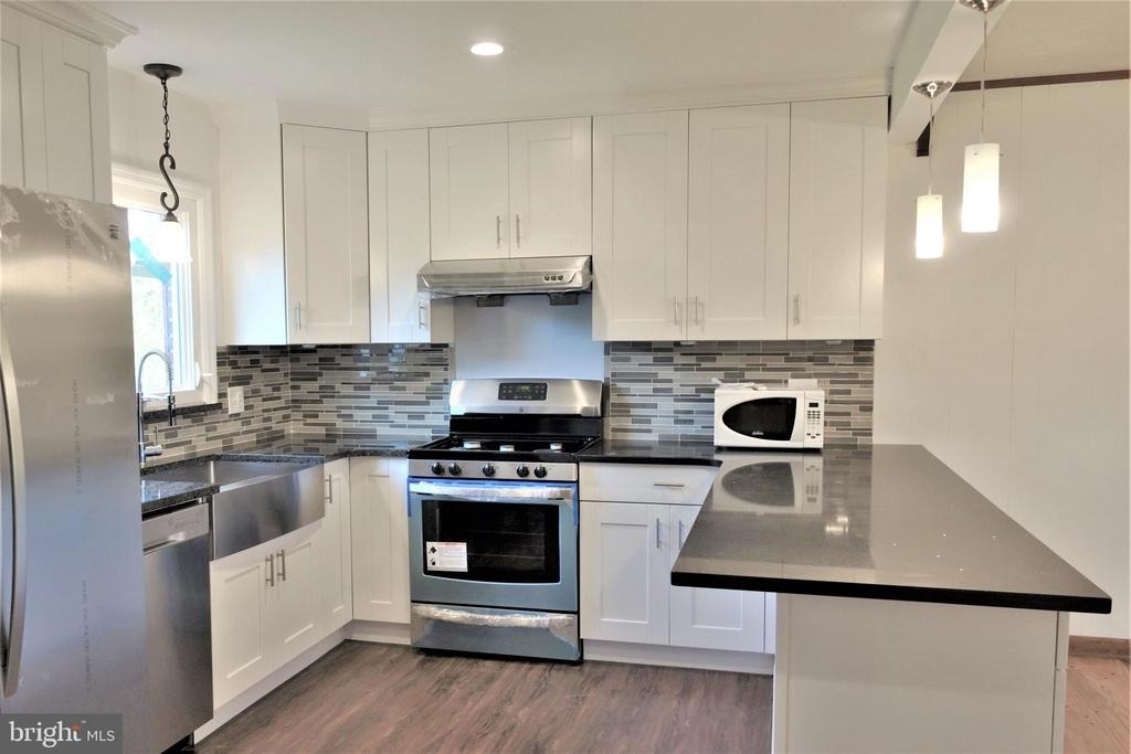 214 Valley Road - Photo 4