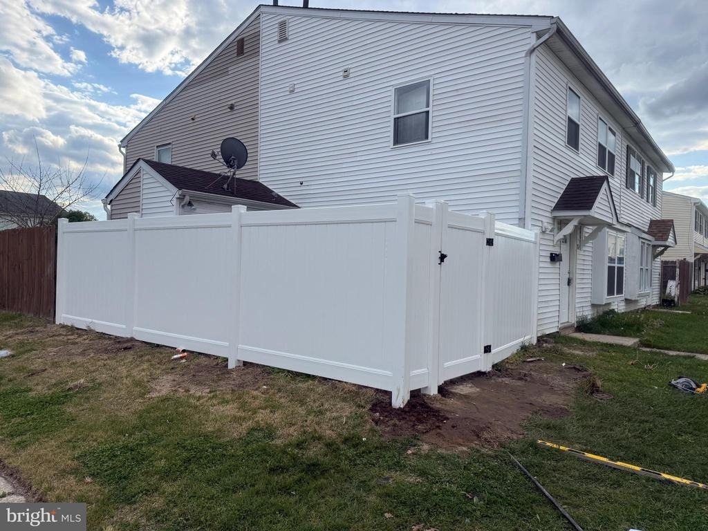 3 Lawrence Court - Photo 0
