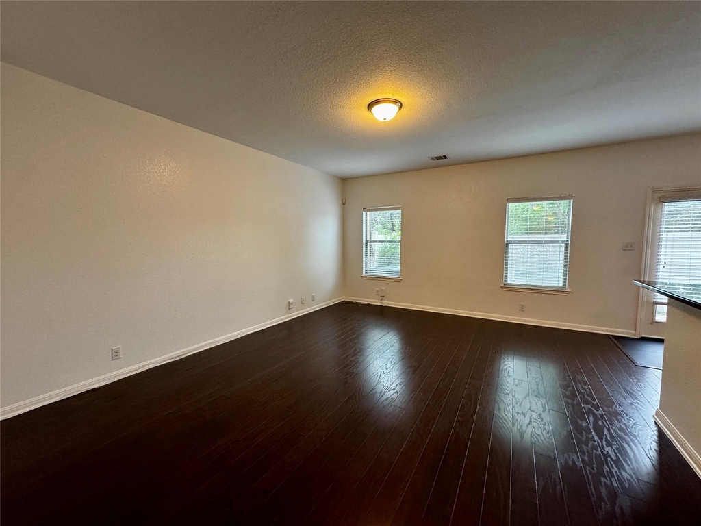 11248 Lost Maples Trl - Photo 2